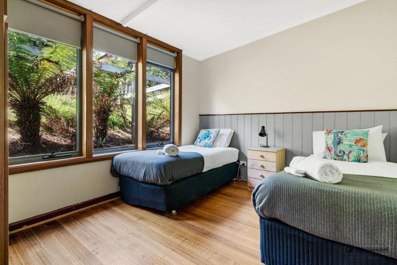 The Beach House- Private Jacuzzi And Wood Fire! Dover Exterior photo